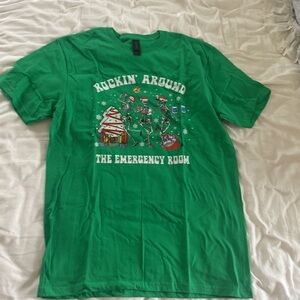 NWOT Nursing Holiday t-shirt